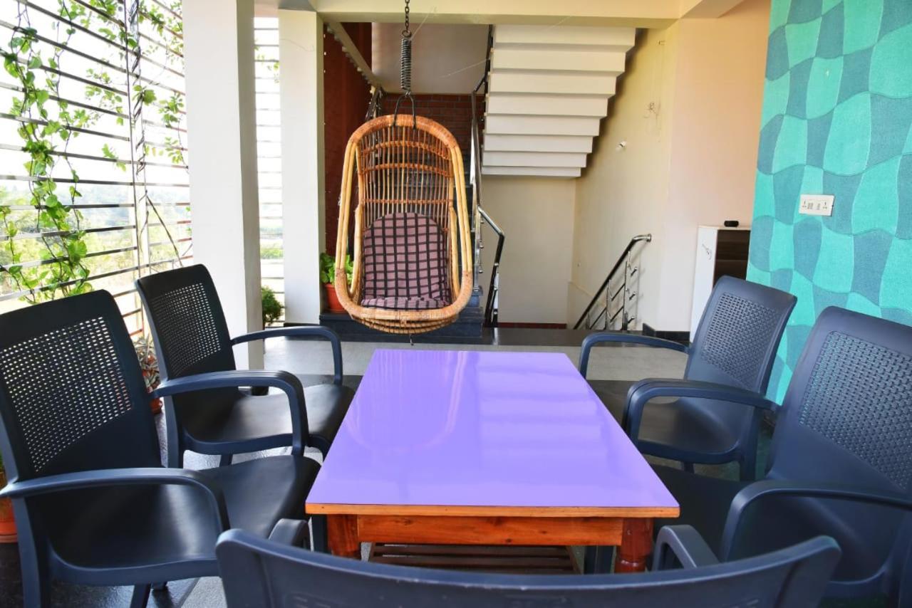 Mango Tree Homestay هامبي المظهر الخارجي الصورة